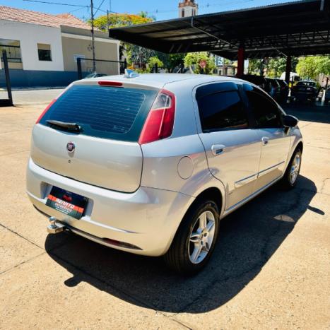 FIAT Punto 1.4 FLEX 4P, Foto 5