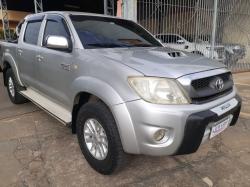 TOYOTA Hilux Caminhonete 3.0 4P 4X4 SRV TURBO DIESEL TOP CABINE DUPLA AUTOMTICO
