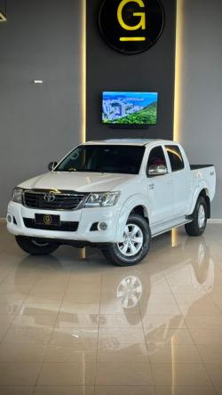 TOYOTA Hilux Caminhonete 2.7 16V 4P SRV FLEX 4X4  CABINE DUPLA AUTOMTICO
