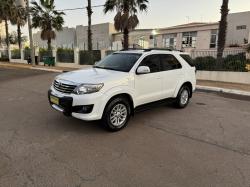 TOYOTA Hilux SW4 2.7 16V 4P FLEX SR 7 LUGARES AUTOMTICO