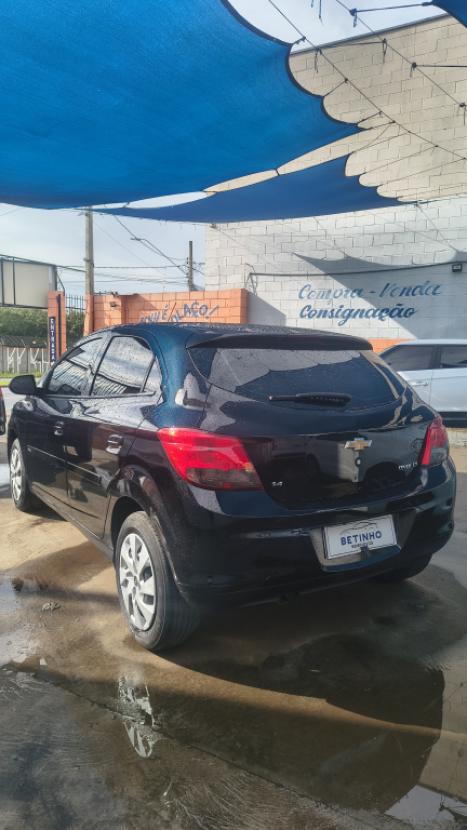 CHEVROLET Onix Hatch 1.4 4P FLEX LT, Foto 4