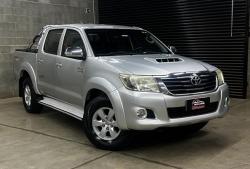 TOYOTA Hilux Caminhonete 3.0 16V 4P 4X4 SRV TURBO DIESEL CABINE DUPLA AUTOMTICO