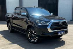 TOYOTA Hilux Caminhonete 2.8 16V SRX 4X4 TURBO DIESEL CABINE DUPLA AUTOMTICO