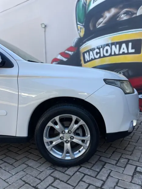 MITSUBISHI Outlander 2.0 16V 4P AUTOMTICO, Foto 9