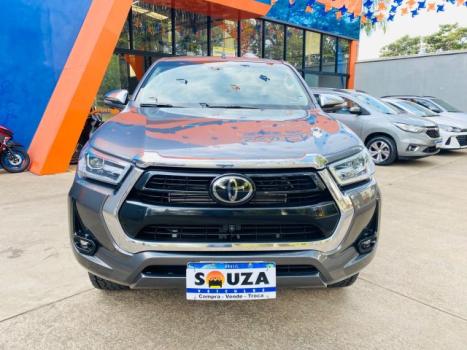 TOYOTA Hilux Caminhonete 2.8 16V SRX 4X4 DIESEL CABINE DUPLA AUTOMTICO, Foto 1