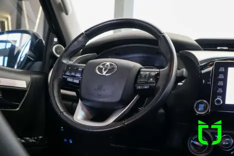 TOYOTA Hilux Caminhonete 2.8 16V SRX 4X4 TURBO DIESEL CABINE DUPLA AUTOMTICO, Foto 16