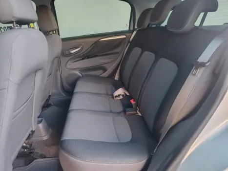 FIAT Punto 1.6 16V 4P FLEX ESSENCE SP DUALOGIC AUTOMATIZADO, Foto 9