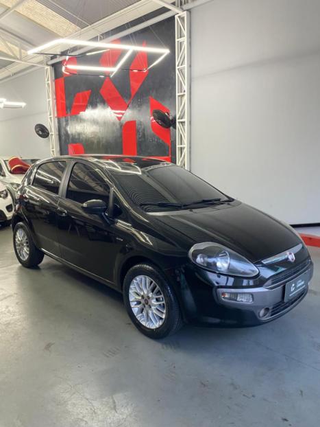 FIAT Punto 1.6 16V 4P FLEX ESSENCE SP DUALOGIC AUTOMATIZADO, Foto 1