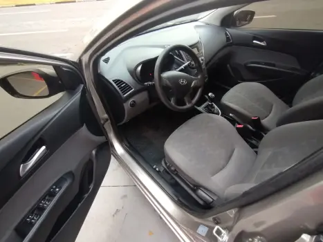 HYUNDAI HB 20 Sedan 1.6 16V 4P FLEX COMFORT STYLE, Foto 10