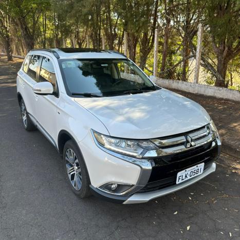 MITSUBISHI Outlander 3.0 V6 24V 4P GT 4X4 AUTOMTICO, Foto 6