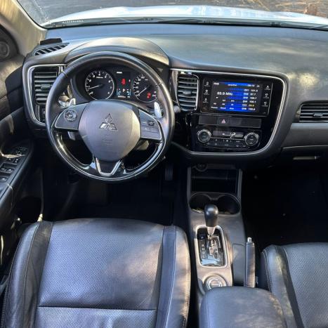 MITSUBISHI Outlander 3.0 V6 24V 4P GT 4X4 AUTOMTICO, Foto 8