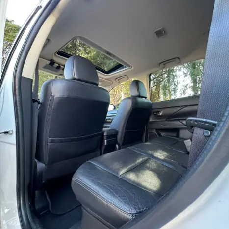 MITSUBISHI Outlander 3.0 V6 24V 4P GT 4X4 AUTOMTICO, Foto 12
