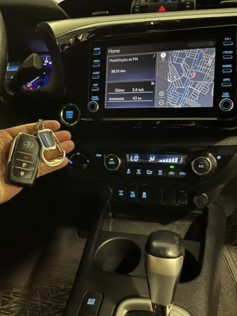 TOYOTA Hilux Caminhonete 2.8 16V SRV 4X4 DIESEL CABINE DUPLA AUTOMTICO, Foto 15