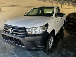 TOYOTA Hilux Caminhonete 2.8 4X4 DIESEL CABINE SIMPLES