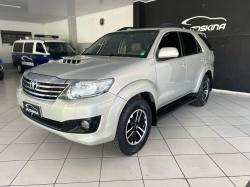TOYOTA Hilux SW4 3.0 16V 4P SRV 4X4 TURBO DIESEL AUTOMTICO