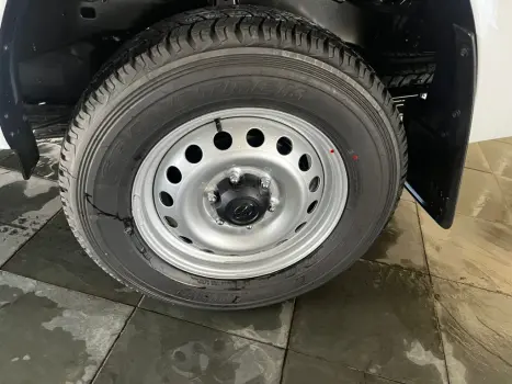 TOYOTA Hilux Caminhonete 2.8 4X4 DIESEL CABINE SIMPLES, Foto 8