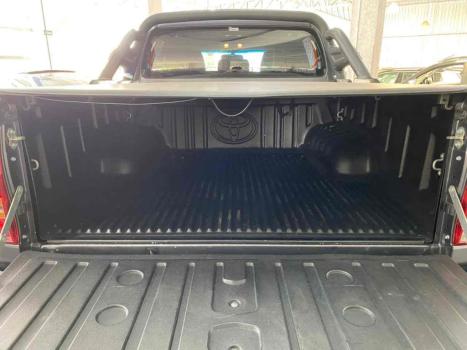 TOYOTA Hilux Caminhonete , Foto 12