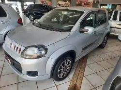 FIAT Uno 1.4 4P FLEX SPORTING