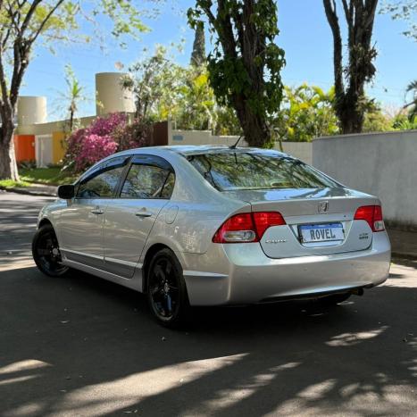 HONDA Civic 1.8 16V 4P FLEX LXS, Foto 4