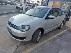 VOLKSWAGEN Polo Sedan 1.6 4P CONFORTLINE