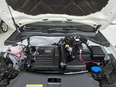 AUDI Q3 1.4 4P TFSI AMBIENTE S-TRONIC AUTOMTICO, Foto 20