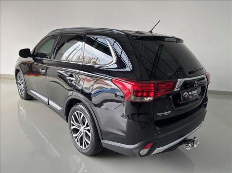 MITSUBISHI Outlander 2.2 16V 4P 4X4 DIESEL AUTOMTICO, Foto 4