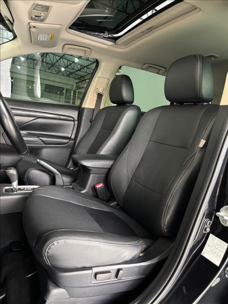 MITSUBISHI Outlander 2.2 16V 4P 4X4 DIESEL AUTOMTICO, Foto 8