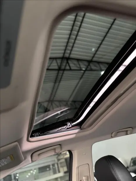 MITSUBISHI Outlander 2.2 16V 4P 4X4 DIESEL AUTOMTICO, Foto 20