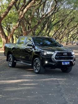 TOYOTA Hilux Caminhonete 2.8 16V SRX 4X4 TURBO DIESEL CABINE DUPLA AUTOMTICO