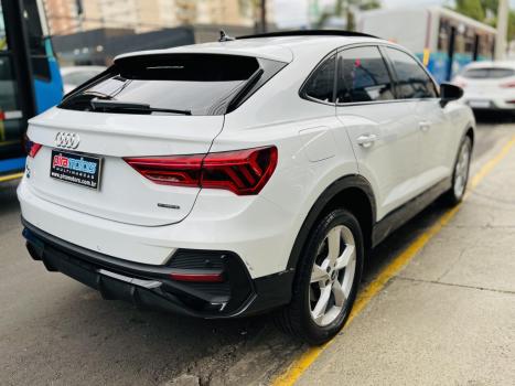 AUDI Q3 2.0 4P 40 TFSI PERFORMANCE BLACK QUATTRO TIPTRONIC AUTOMTICO, Foto 7