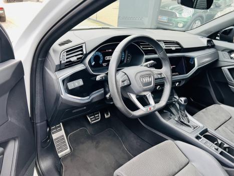 AUDI Q3 2.0 4P 40 TFSI PERFORMANCE BLACK QUATTRO TIPTRONIC AUTOMTICO, Foto 8