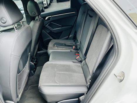 AUDI Q3 2.0 4P 40 TFSI PERFORMANCE BLACK QUATTRO TIPTRONIC AUTOMTICO, Foto 12