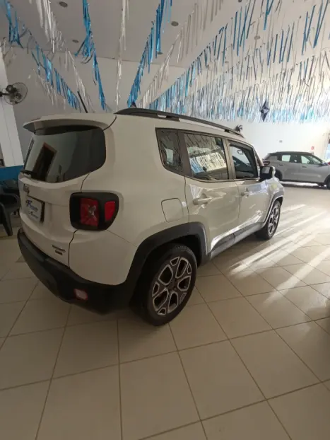 JEEP Renegade 1.8 16V 4P FLEX LONGITUDE AUTOMTICO, Foto 3