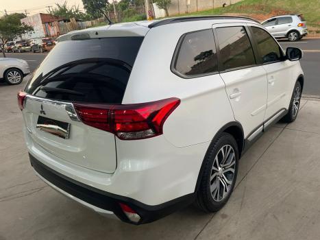 MITSUBISHI Outlander 2.0 16V 4P AUTOMTICO, Foto 5