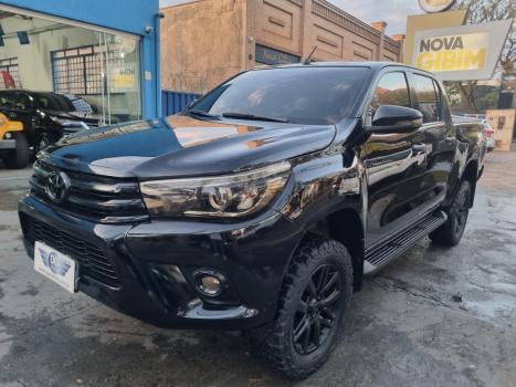 TOYOTA Hilux Caminhonete 2.8 16V SRX 4X4 DIESEL CABINE DUPLA AUTOMTICO, Foto 1