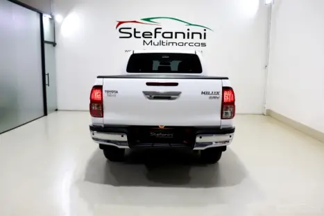 TOYOTA Hilux Caminhonete 2.8 16V SRV 4X4 DIESEL CABINE DUPLA AUTOMTICO, Foto 12