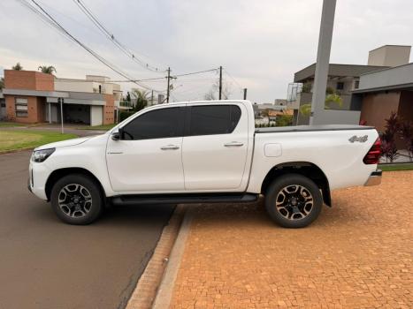 TOYOTA Hilux Caminhonete 2.8 16V SRV 4X4 DIESEL CABINE DUPLA AUTOMTICO, Foto 4