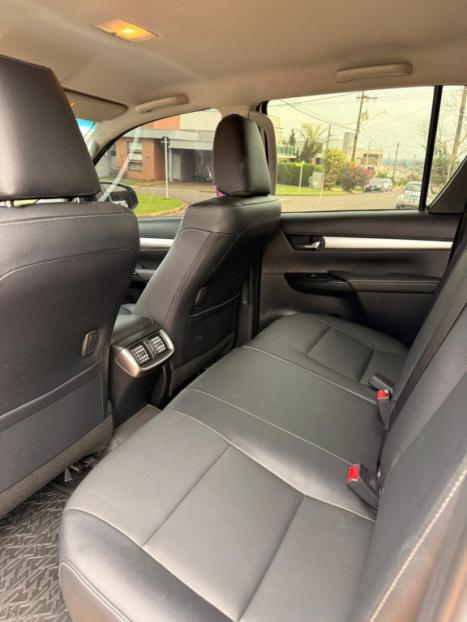 TOYOTA Hilux Caminhonete 2.8 16V SRV 4X4 DIESEL CABINE DUPLA AUTOMTICO, Foto 7