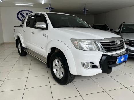 TOYOTA Hilux Caminhonete 2.7 16V 4P SRV FLEX 4X4  CABINE DUPLA AUTOMTICO, Foto 4