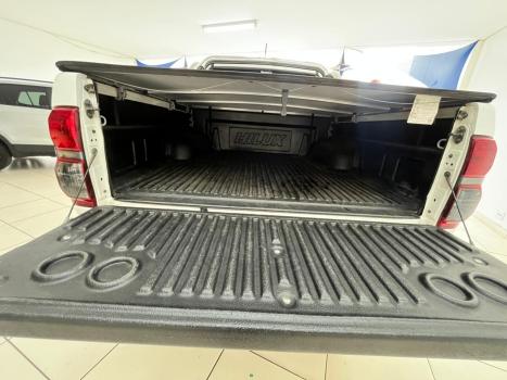 TOYOTA Hilux Caminhonete 2.7 16V 4P SRV FLEX 4X4  CABINE DUPLA AUTOMTICO, Foto 8