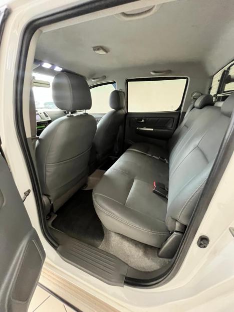 TOYOTA Hilux Caminhonete 2.7 16V 4P SRV FLEX 4X4  CABINE DUPLA AUTOMTICO, Foto 13