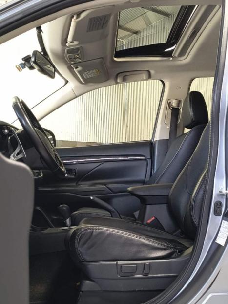 MITSUBISHI Outlander 2.0 16V 4P AUTOMTICO, Foto 12