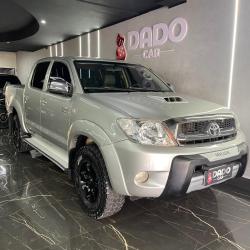 TOYOTA Hilux Caminhonete 3.0 4P 4X4 DIESEL CABINE DUPLA