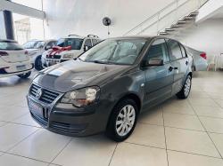 VOLKSWAGEN Polo Sedan 1.6 4P FLEX