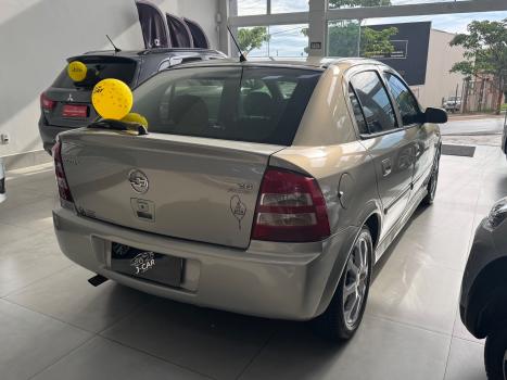 CHEVROLET Astra Hatch 1.8 4P GL, Foto 5