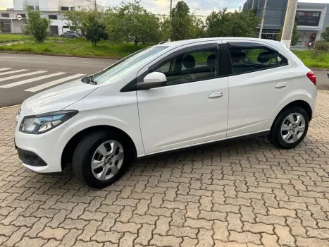 CHEVROLET Onix Hatch 1.4 4P FLEX LT, Foto 7